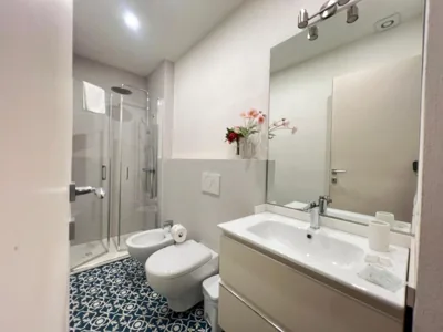 Contemporary central with lift and Ac apartment – Fotos 3