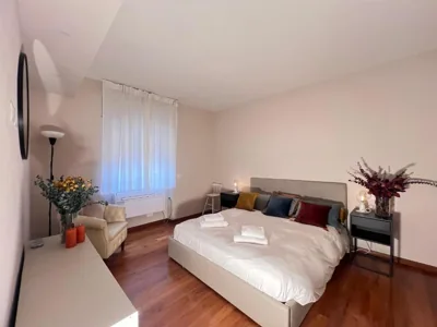 Contemporary central with lift and Ac apartment – Fotos 7