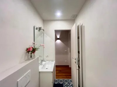 Contemporary central with lift and Ac apartment – Fotos 8