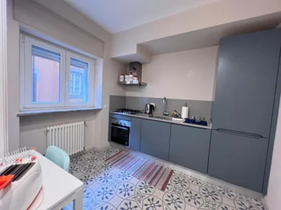 Contemporary central with lift and Ac apartment – Fotos 10